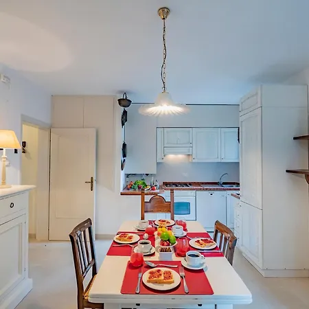 Apartment Lo Squero 2 Charming In Dorsoduro *